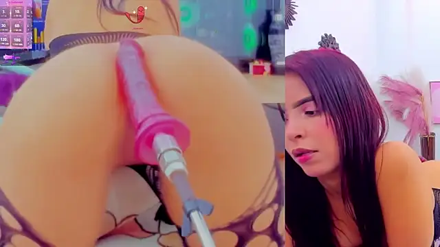 Snapshot of Athena_Jackson_ chatting on November 2025 10:32:02 PM Athena Jackson online show from November 2025 10:32:02 PM