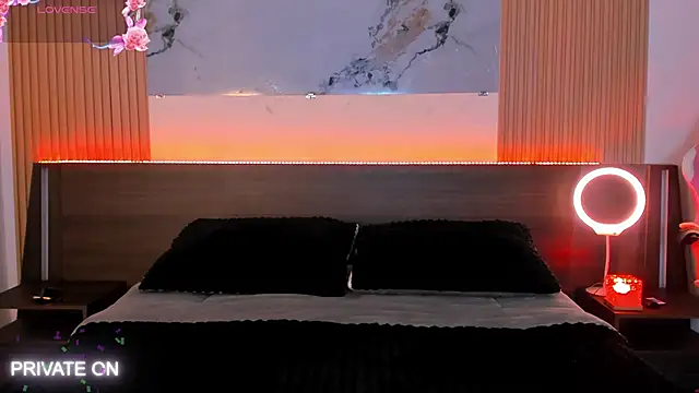 samanthaa moon online show from February 2026 01:24:01 AM