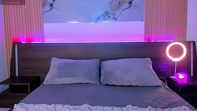 samanthaa moon online show from March 2026 10:59:01 PM