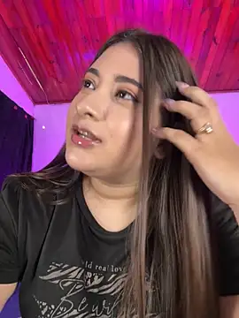 Gaby  Howards online show from November 2025 07:07:02 PM