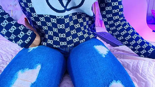 Snapshot of celeste_moonx chatting on November 2025 11:54:02 AM celeste moonx online show from November 2025 11:54:02 AM