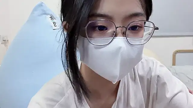 LHeart online show from June 2026 01:37:02 PM