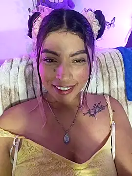 Fox Roxxan online show from June 2026 02:17:01 AM