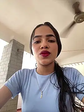 violeta 18x online show from December 2025 06:34:02 PM