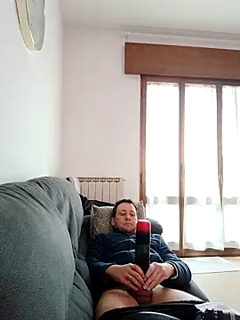 Snapshot of Alessio1987 chatting on February 2026 09:45:01 AM Alessio1987 online show from February 2026 09:45:01 AM