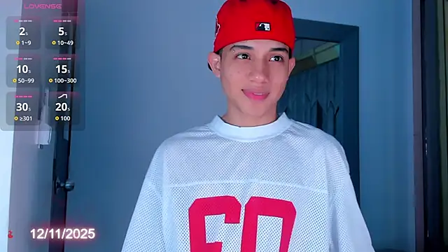 Sebax Young online show from November 2025 08:30:01 PM