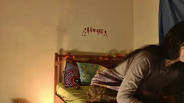  MoonLipson  online show from November 2025 11:04:02 PM