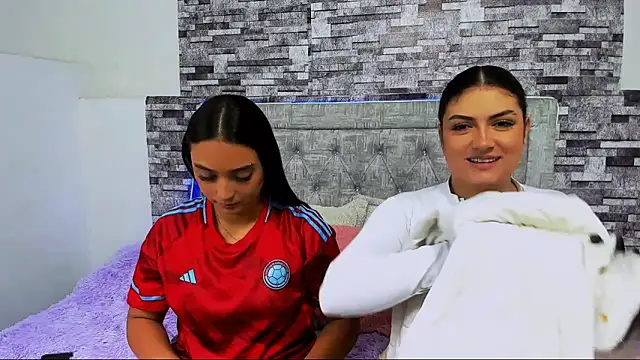 nicolexxaleja online show from October 2025 08:49:01 PM