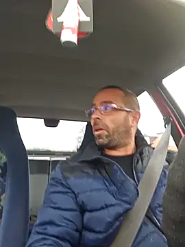 Thomas043 online show from November 2025 07:19:01 AM