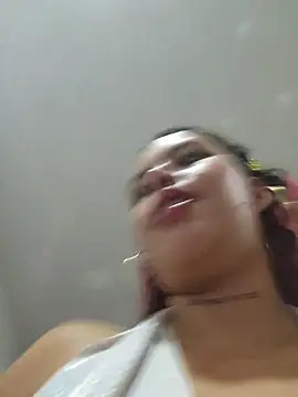 Snapshot of Yessica_Lopezz chatting on November 2025 02:19:02 PM Yessica Lopezz online show from November 2025 02:19:02 PM