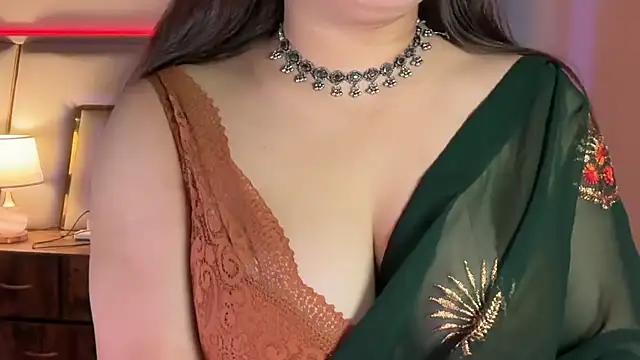 SunhariGirl online show from February 2026 03:35:01 AM