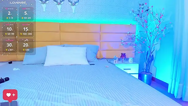 Snapshot of KamileBlake chatting on October 2025 05:27:02 AM KamileBlake online show from October 2025 05:27:02 AM