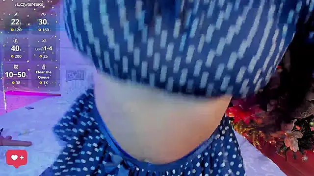 Snapshot of KamileBlake chatting on November 2025 04:34:01 AM KamileBlake online show from November 2025 04:34:01 AM