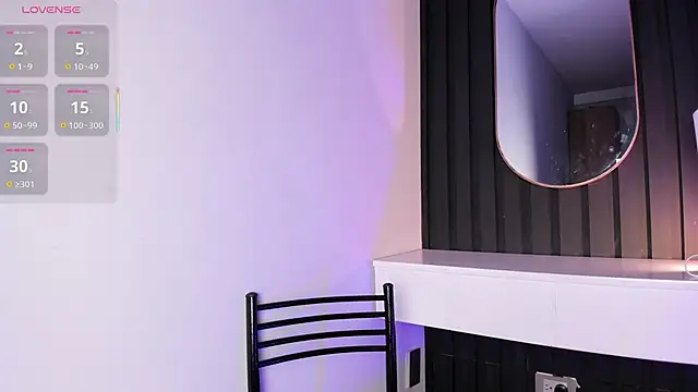 Bella Williiams online show from November 2025 12:15:02 PM