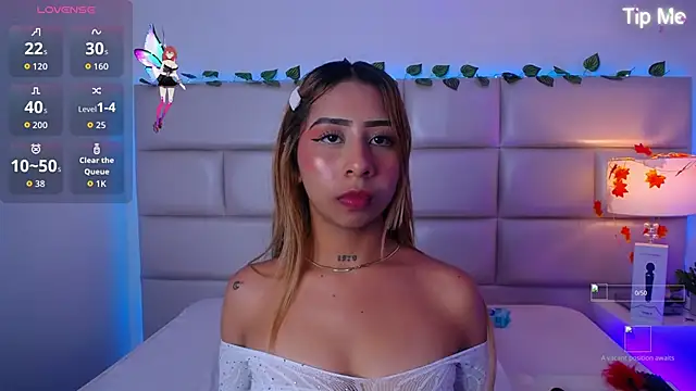 Snapshot of laila_stilwiills chatting on November 2025 10:54:02 PM laila stilwiills online show from November 2025 10:54:02 PM