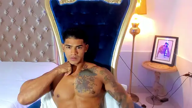 antonio  444 online show from October 2025 11:45:02 AM