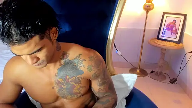 antonio  444 online show from November 2025 11:10:02 AM