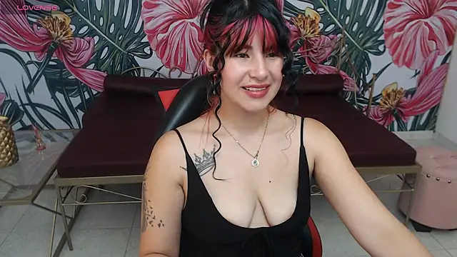 Nina harper  online show from September 2025 08:03:01 PM