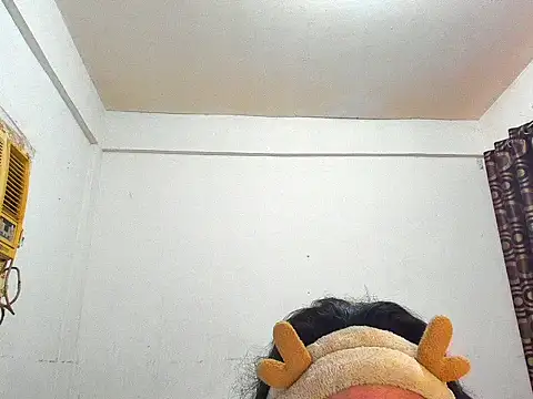 WILDDENNY1 online show from December 2025 07:46:02 AM