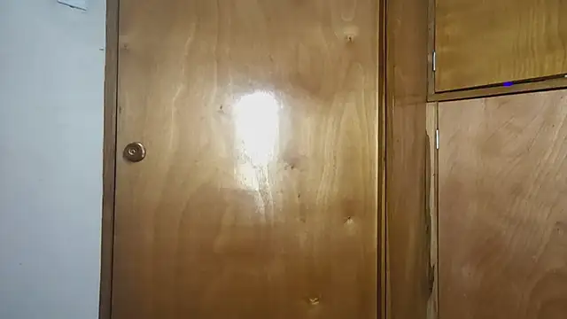 EmilyNoir1 online show from September 2025 12:11:01 AM