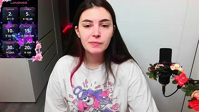 peachyness online show from April 2026 06:23:02 PM