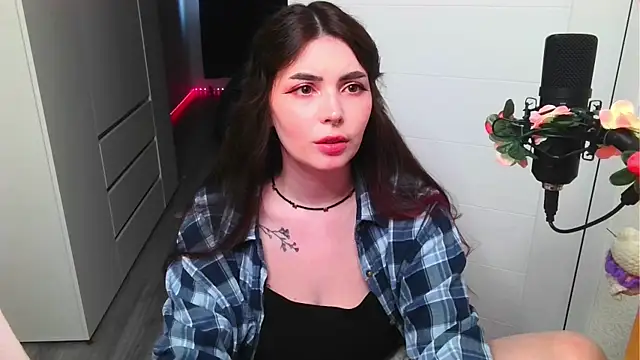 Snapshot of peachyness chatting on April 2026 05:00:02 PM peachyness online show from April 2026 05:00:02 PM