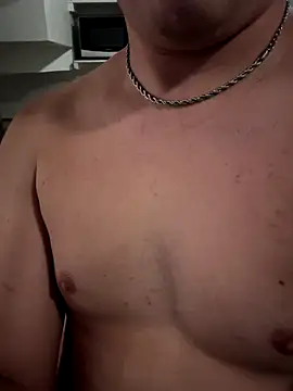 Snapshot of FranVergaLoca chatting on November 2025 10:43:02 AM FranVergaLoca online show from November 2025 10:43:02 AM