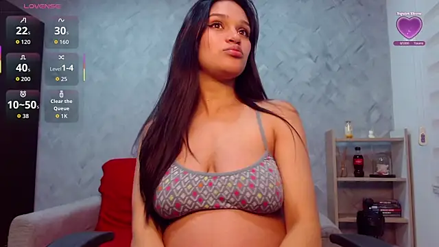 Roxxi 2110 online show from October 2025 02:11:02 AM