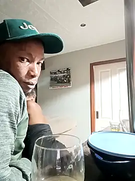 Snapshot of SHORTGUN_STALLION chatting on March 2026 12:39:02 AM SHORTGUN STALLION online show from March 2026 12:39:02 AM