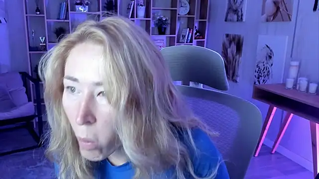 AstraMonroe online show from September 2025 02:14:01 AM