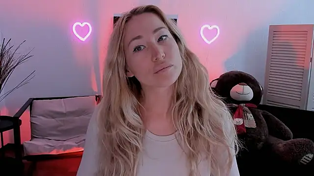 AstraMonroe online show from March 2026 09:56:02 AM