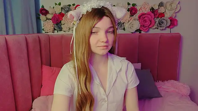 AnimeAlica18 online show from November 2025 02:33:01 AM