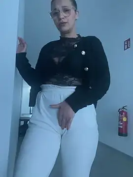 eli5566 online show from January 2026 01:49:01 PM