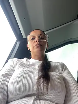 eli5566 online show from March 2026 11:43:02 AM