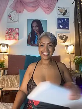 skarlleth 11 online show from March 2026 05:35:01 PM