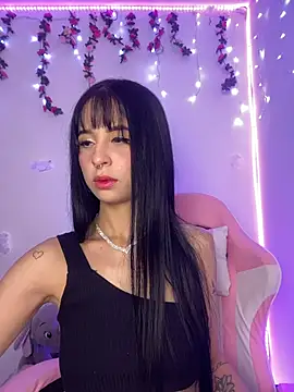 Lia  1 online show from November 2025 06:01:01 PM