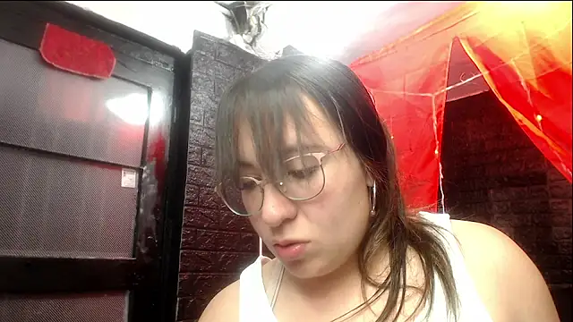 mia 778 online show from October 2025 01:18:01 PM