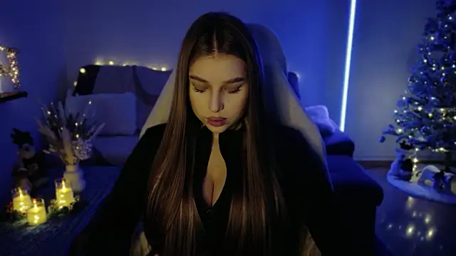 Snapshot of Emma_candyyy chatting on November 2025 09:44:02 AM Emma candyyy online show from November 2025 09:44:02 AM