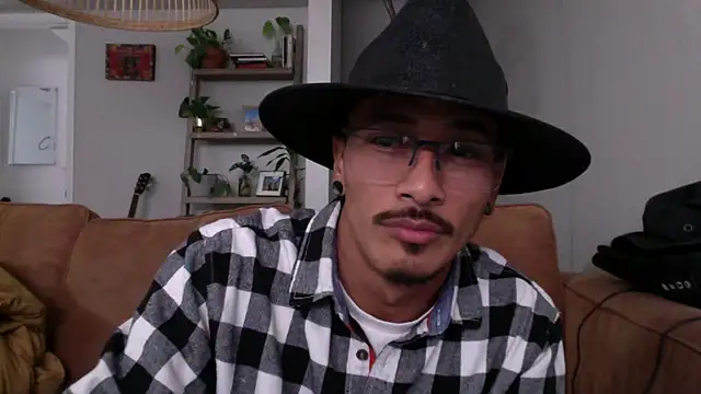 Snapshot of tanjir020 chatting on November 2025 10:41:01 PM tanjir020 online show from November 2025 10:41:01 PM