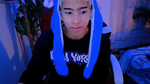 taichi bluy online show from October 2025 04:19:02 AM