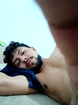 ArturrAlvs online show from April 2026 05:08:01 AM