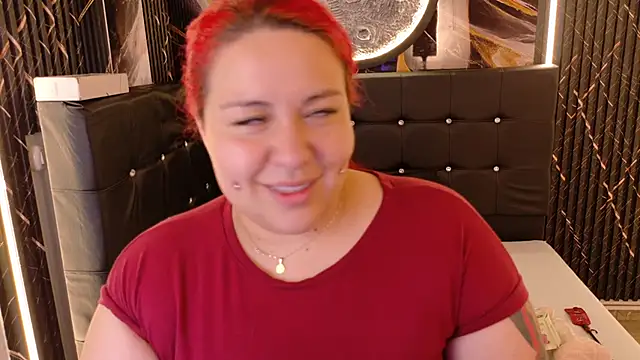 Witch Scarlet online show from April 2026 01:32:01 AM