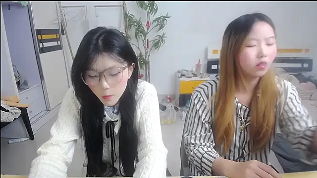 Babygirls523 online show from November 2025 11:44:02 AM