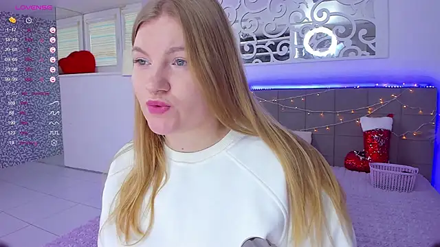 AshleyJoness online show from December 2025 06:18:01 AM