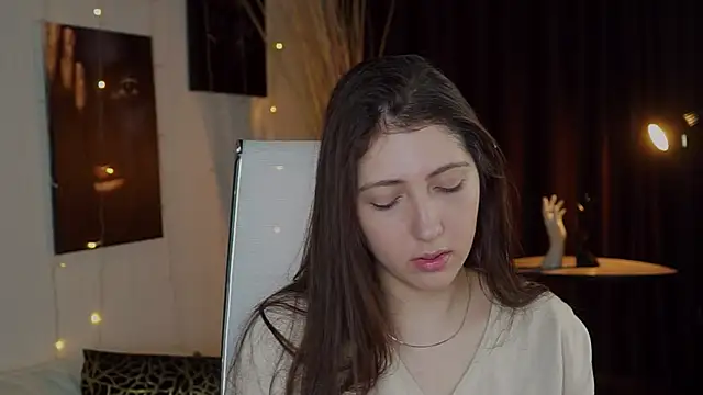 Mary Miiller online show from March 2026 06:28:02 AM