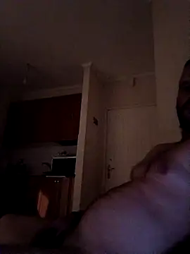 Snapshot of Makis09 chatting on September 2025 11:04:02 PM Makis09 online show from September 2025 11:04:02 PM