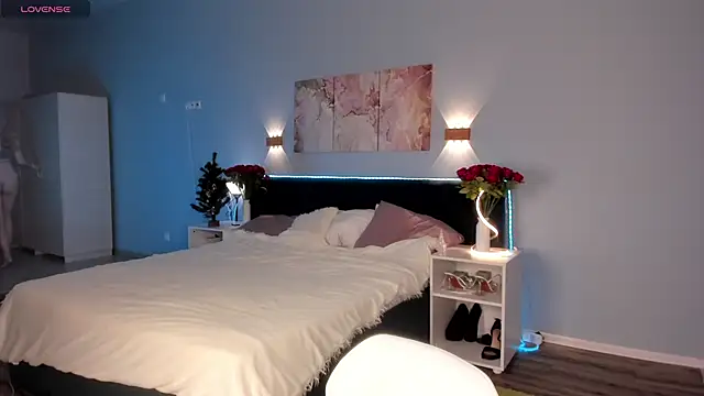 ShyEmma  online show from December 2025 01:12:02 AM