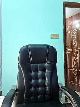 Bristy- online show from January 2026 05:29:02 PM