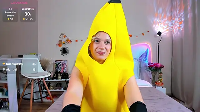 EmiSoul online show from October 2025 04:35:02 AM