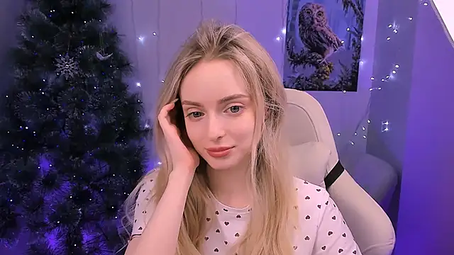 Snapshot of JuliaBrewwer chatting on January 2026 05:18:01 PM JuliaBrewwer online show from January 2026 05:18:01 PM